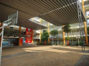 Thi công mái xếp lượn sóng đẹp tại Hà Nội